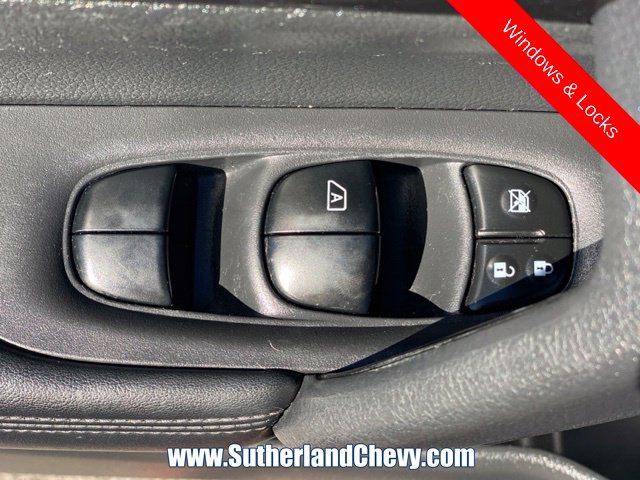 Used 2017 Nissan Rogue S AWD/4WD image 13