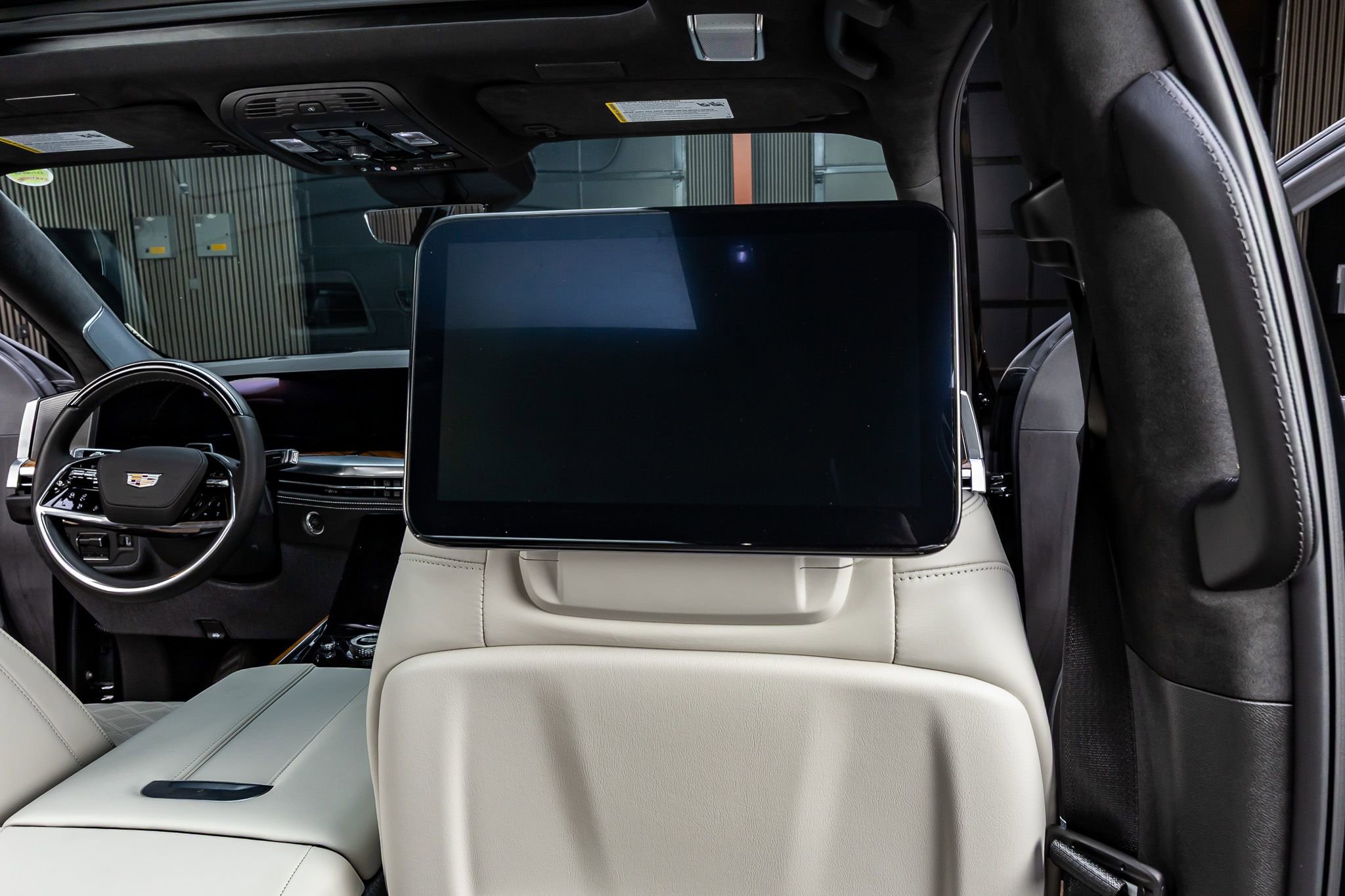 Used 2025 Cadillac Escalade Sport Platinum image 33