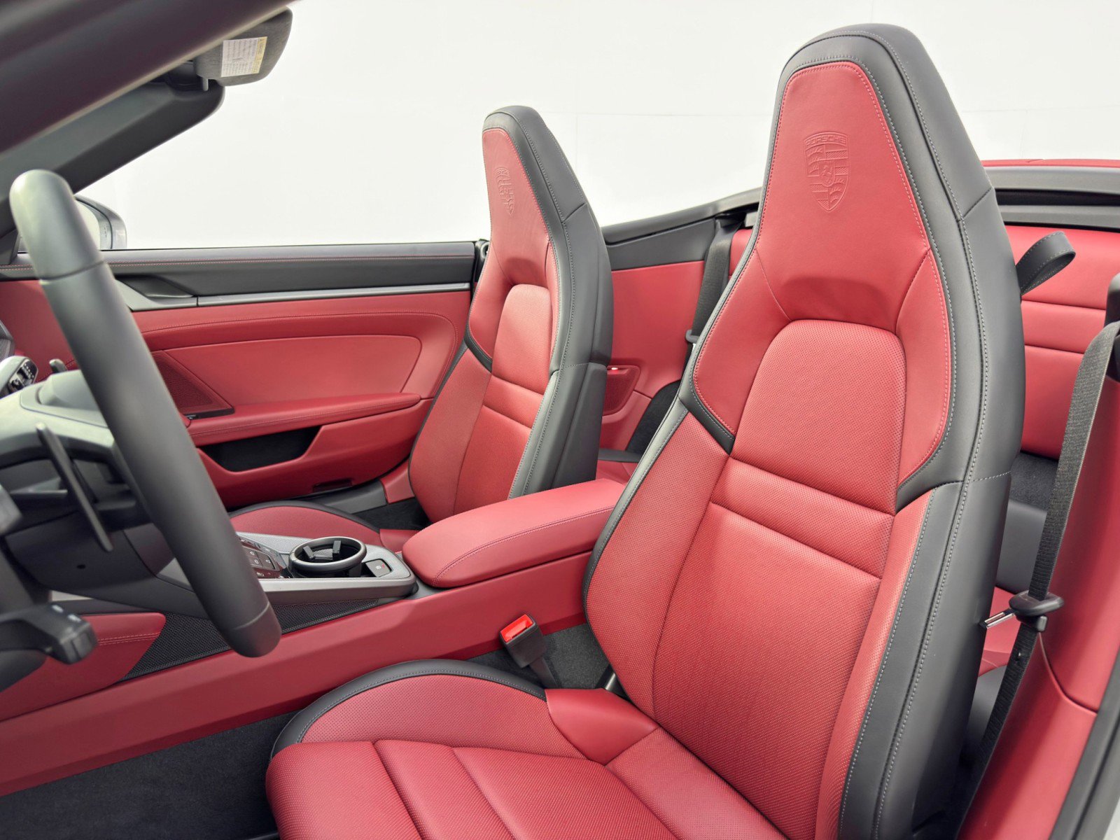 Used 2025 Porsche 911 Carrera image 40