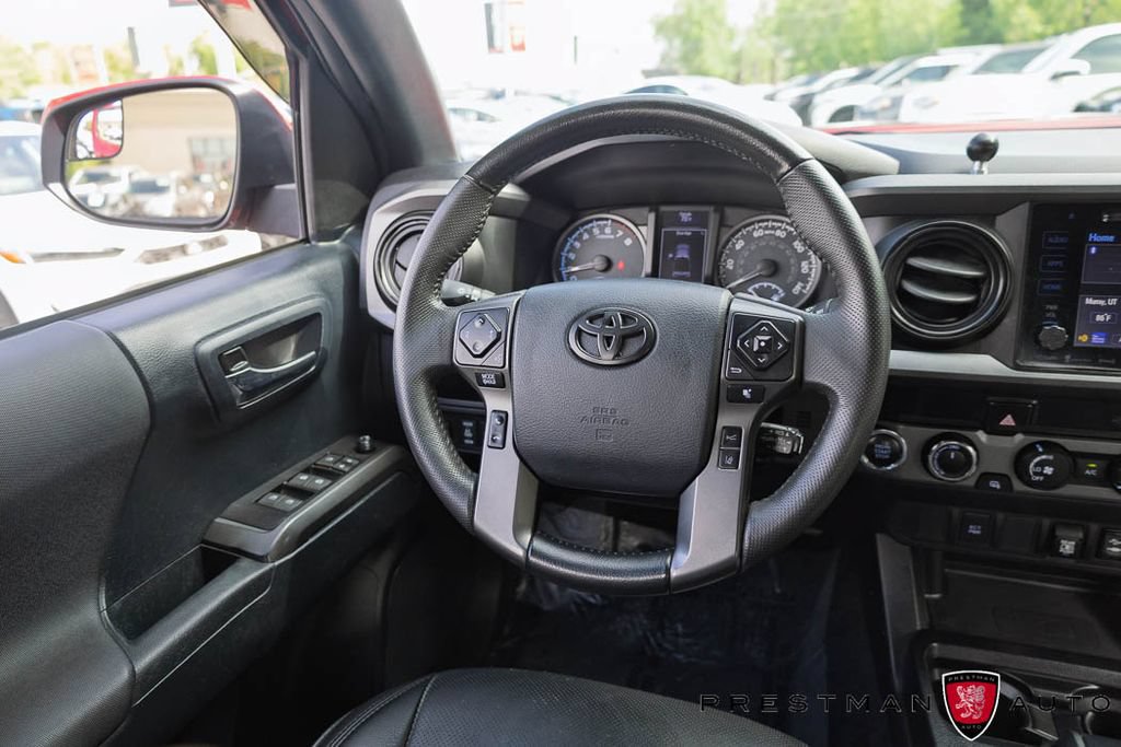 Used 2019 Toyota Tacoma TRD Off-Road AWD/4WD image 39