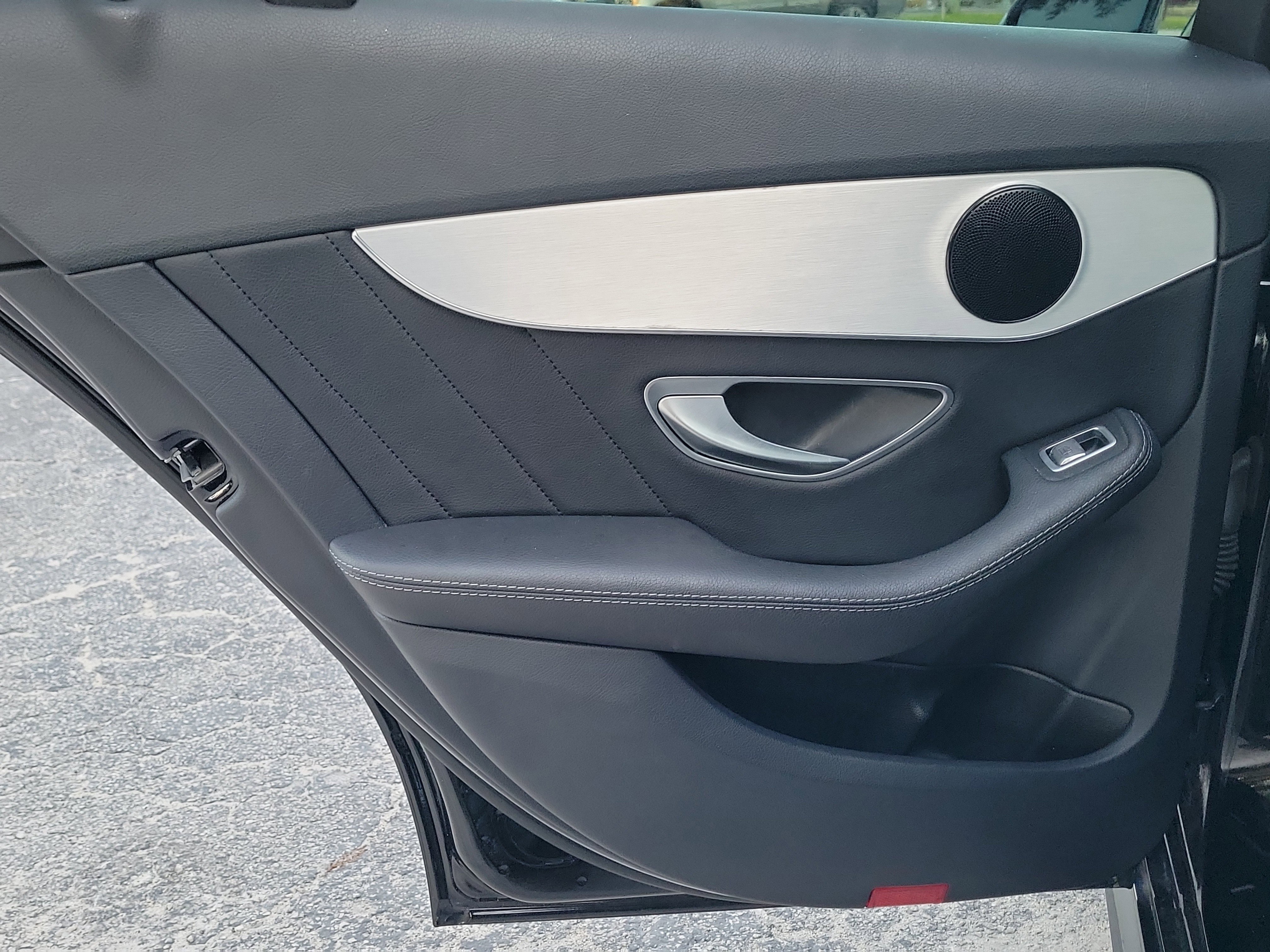 Used 2018 Mercedes-Benz C 300 Sedan image 16