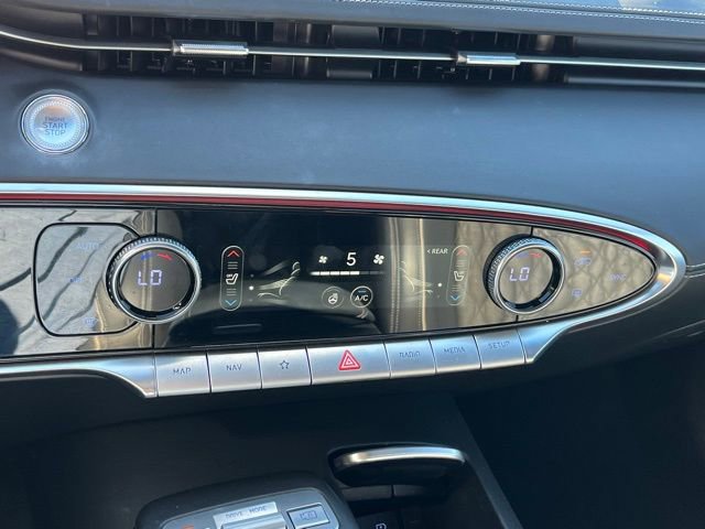 Used 2024 Genesis GV70 3.5T Sport w/ Sport Advanced Package image 22