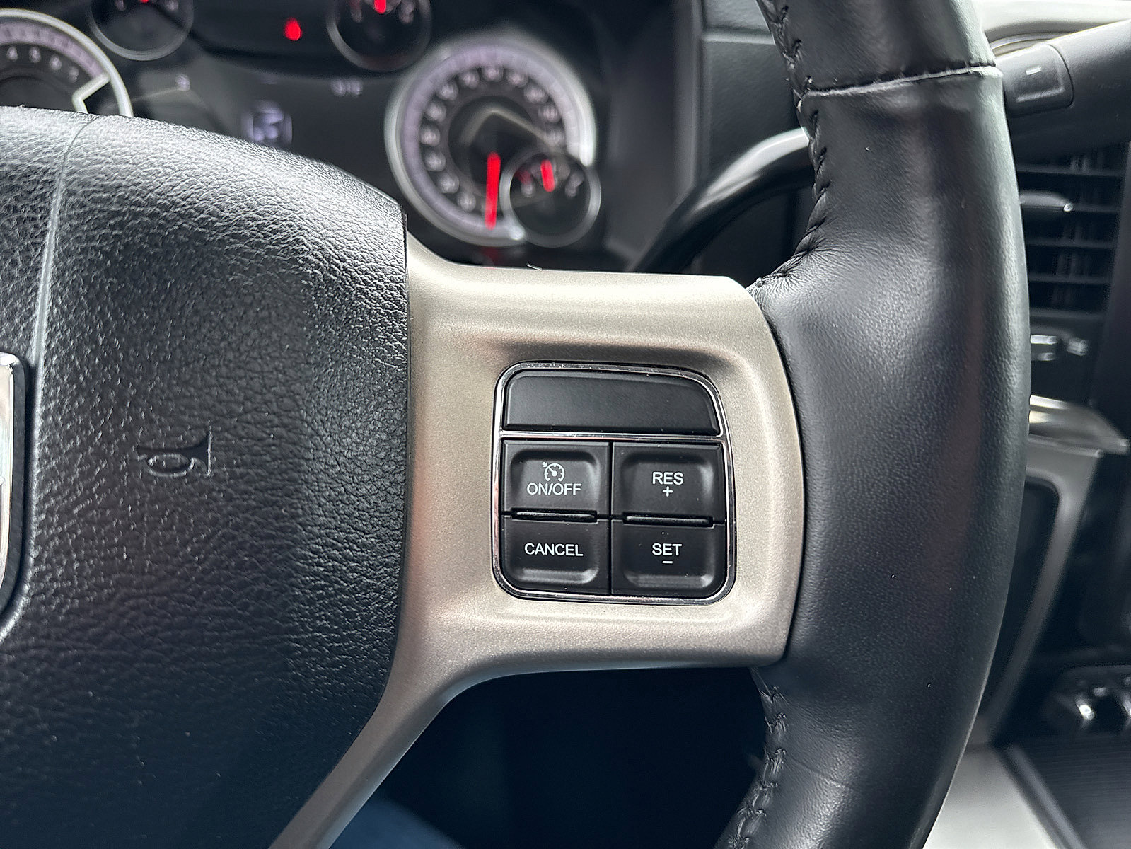 Used 2018 RAM 2500 Laramie w/ Sport Appearance Group image 46