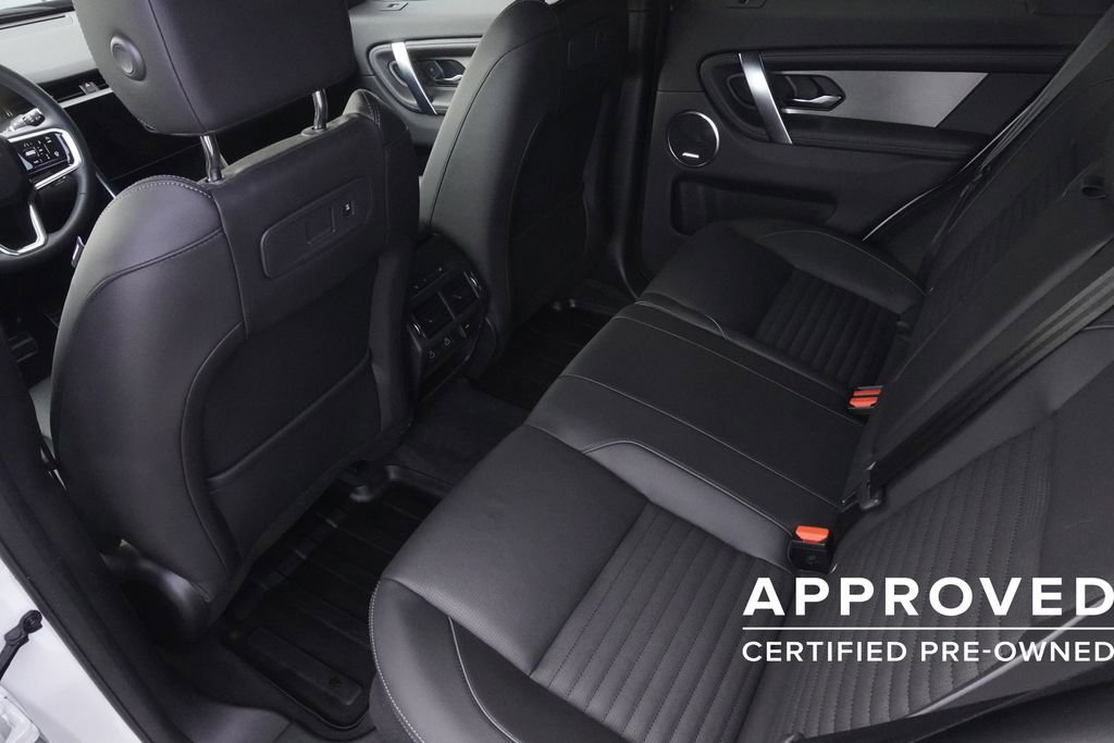 Used 2025 Land Rover Discovery Sport Dynamic SE image 29