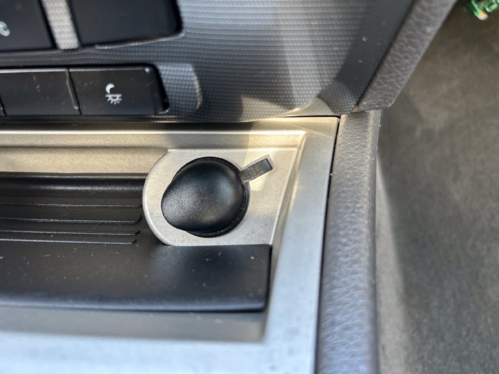 Used 2010 Ford Fusion SEL FWD image 30