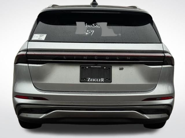 New 2026 Lincoln Nautilus Reserve w/ Jet Appearance Package image 7