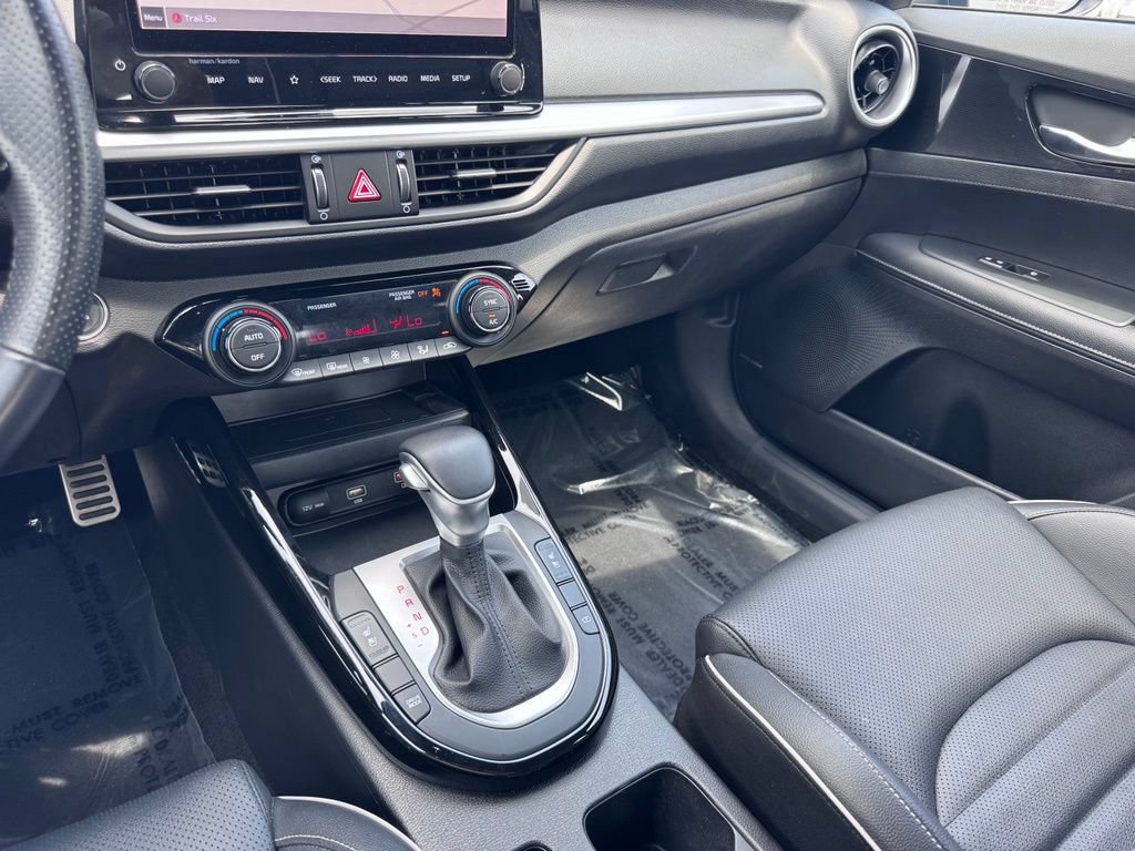 Used 2022 Kia Forte GT-Line w/ GT-Line Premium Package FWD image 21