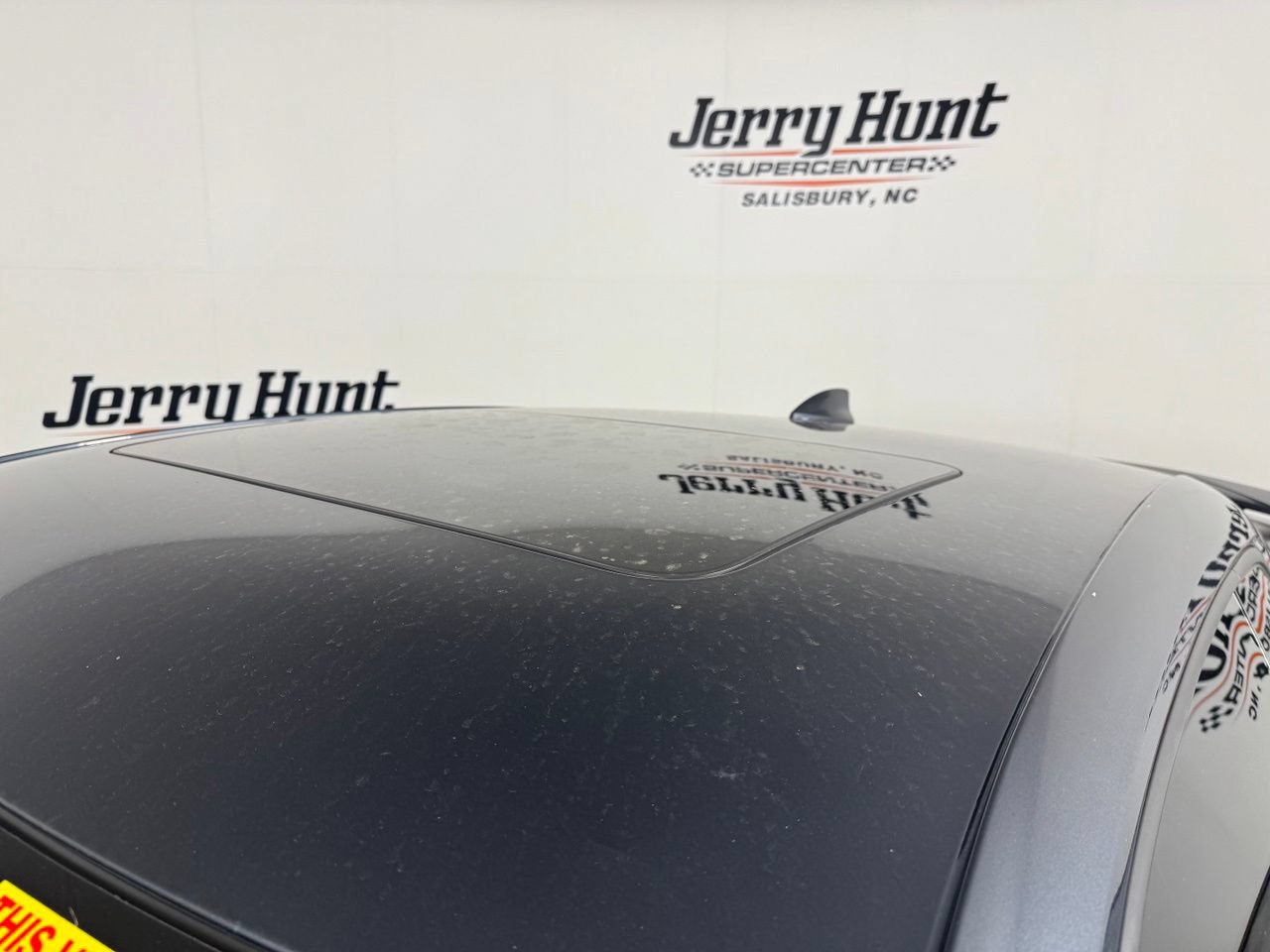 Used 2019 Chevrolet Camaro SS RWD image 12