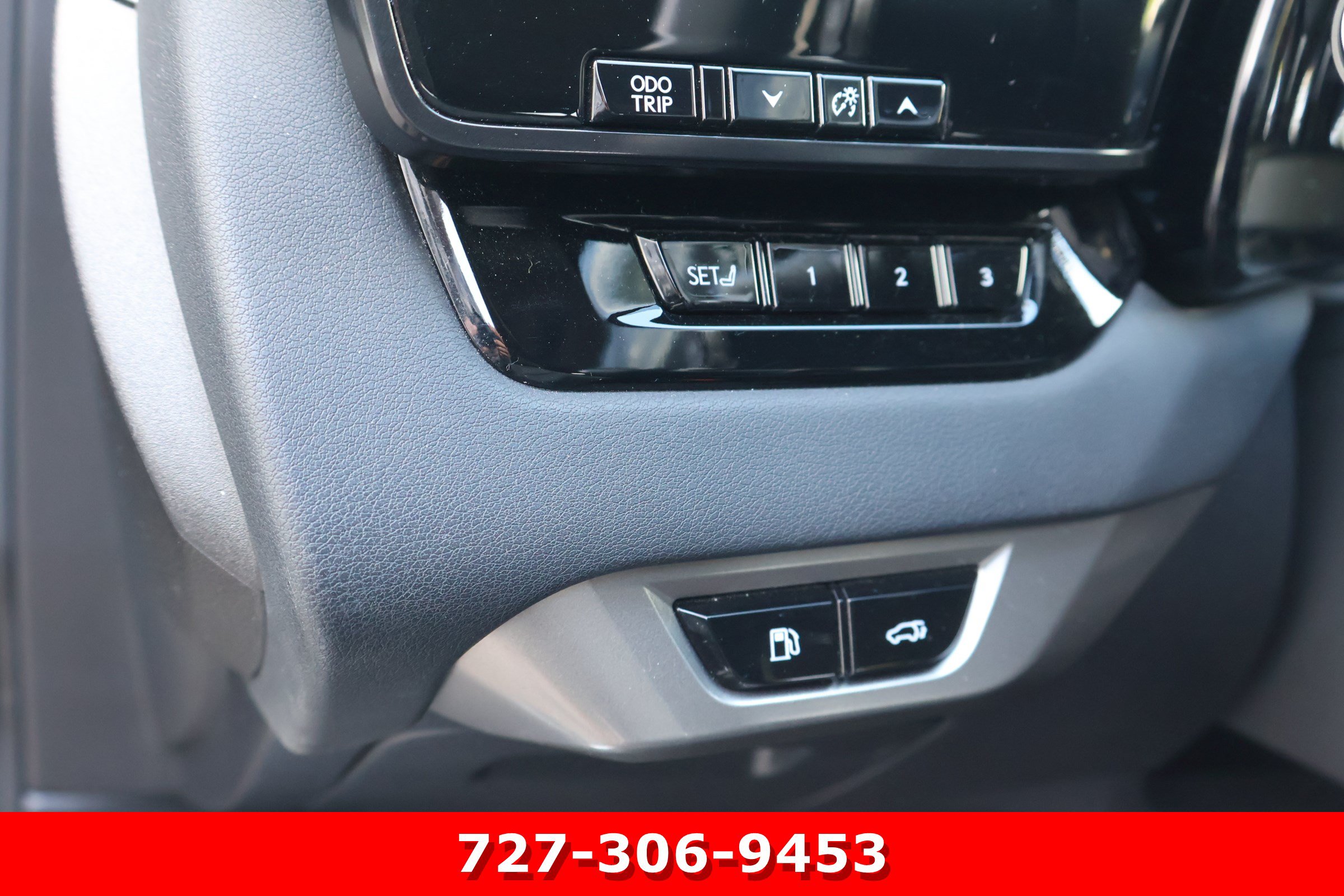 Used 2024 Lexus RX 350 Premium w/ Cold Area Package FWD image 21