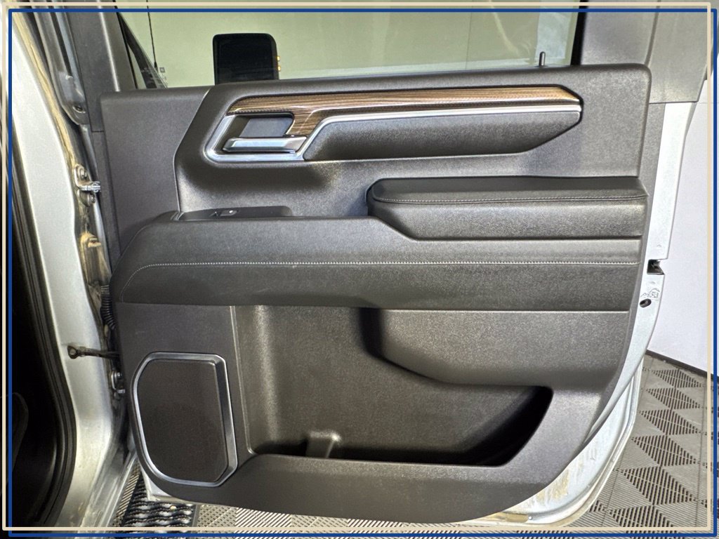 Certified 2024 Chevrolet Silverado 2500 LT AWD/4WD image 45