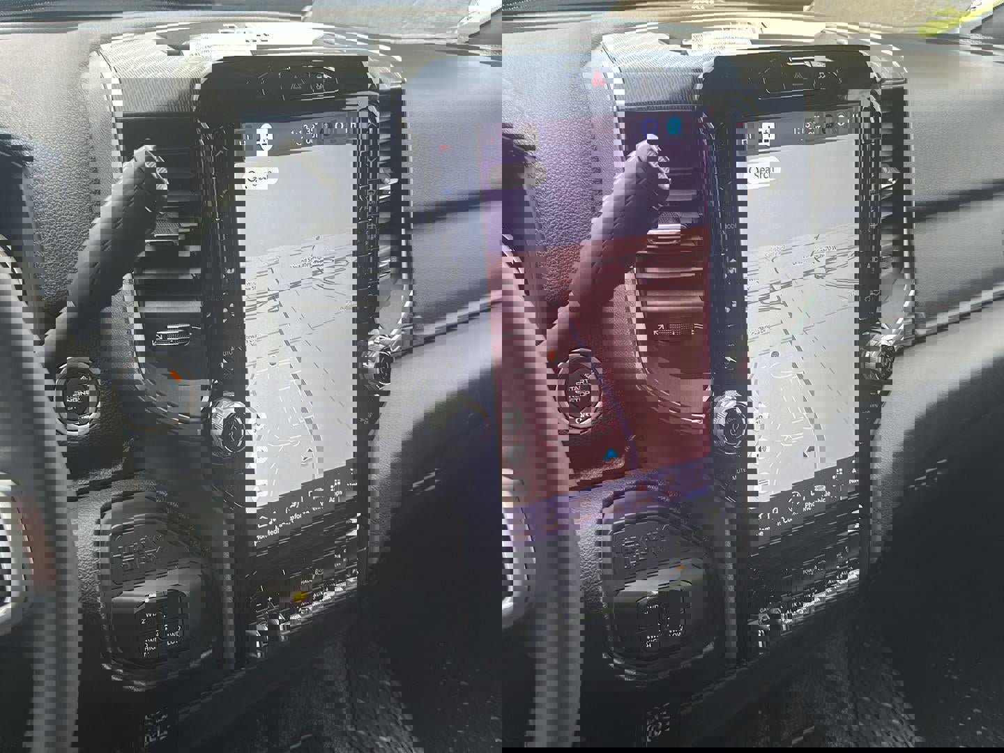 New 2026 RAM 5500 4x4 Regular Cab image 15