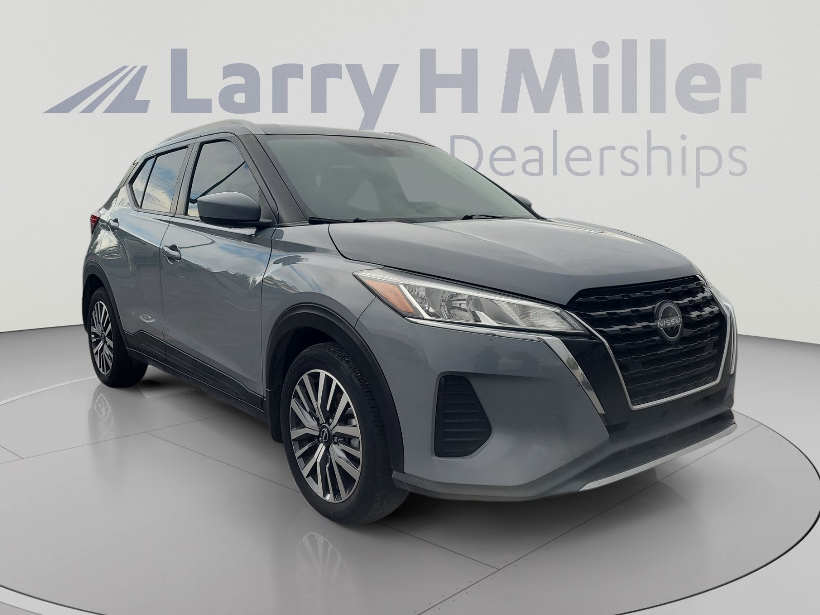 Used 2024 Nissan Kicks SV FWD image 7