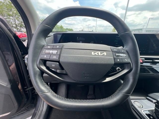 Used 2026 Kia Sportage LX FWD image 14