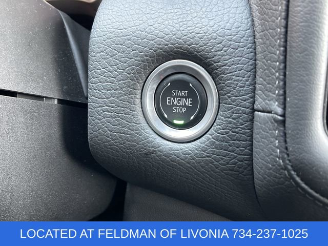 Used 2024 GMC Yukon Denali image 16