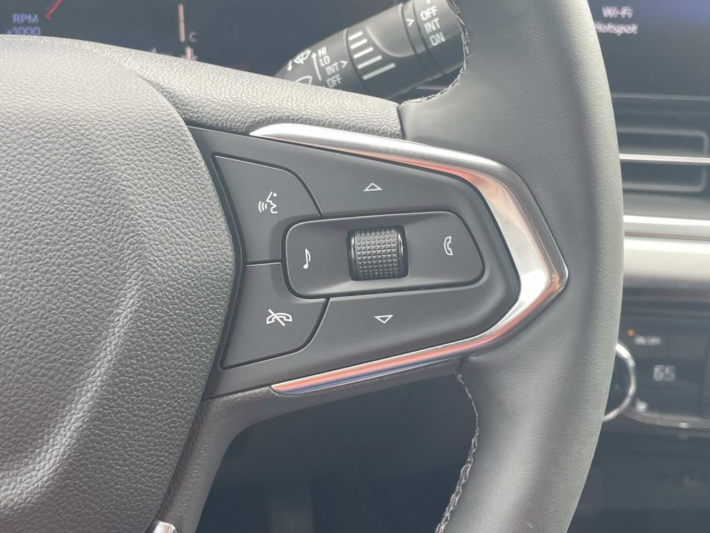 New 2026 Chevrolet Trax LT w/ Driver Confidence Package FWD image 25