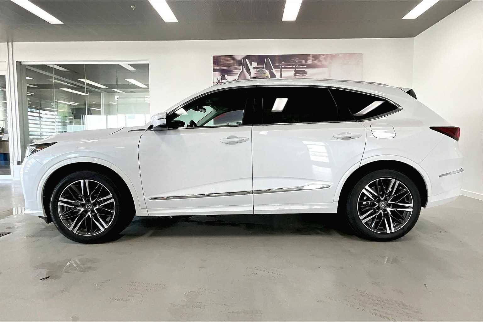 New 2026 Acura MDX SH-AWD w/ Advance Package image 3