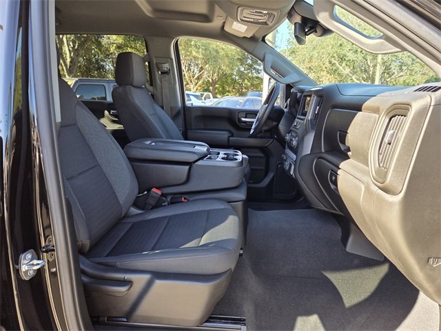 Used 2024 Chevrolet Silverado 2500 Custom w/ Custom Value Package image 24