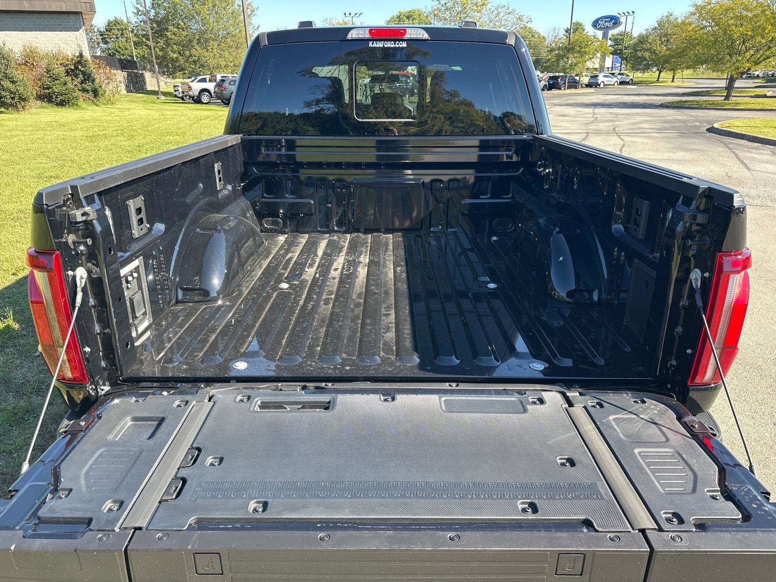 New 2025 Ford F150 Lariat image 15