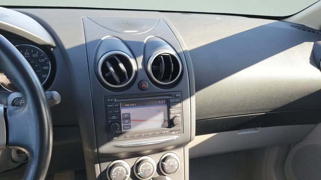 Used 2012 Nissan Rogue SL FWD image 16