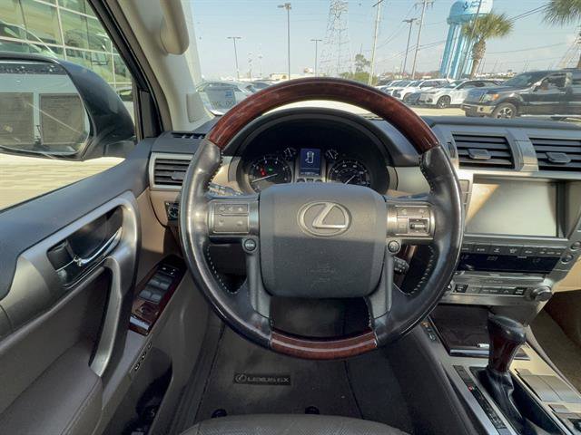 Used 2017 Lexus GX 460 Base image 10