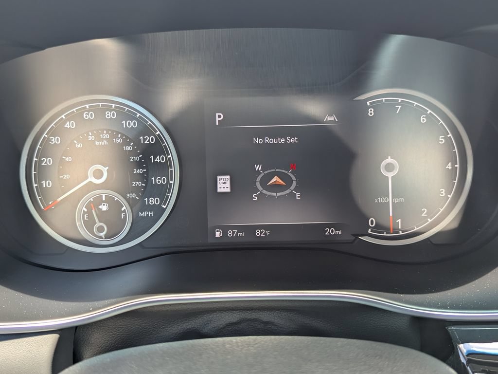 Used 2026 Genesis G70 2.5T AWD/4WD image 21