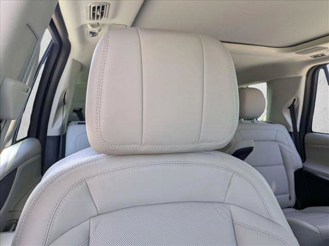 Used 2025 Lincoln Navigator Reserve AWD/4WD image 15