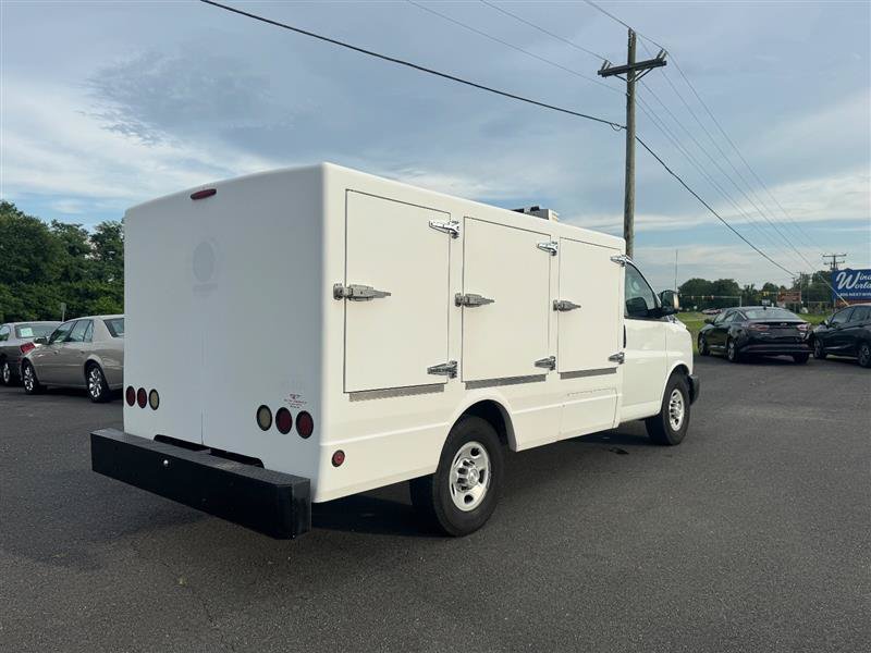 Used 2014 Chevrolet Express 3500 RWD image 8