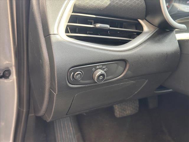 Used 2024 Chevrolet Malibu LT image 16