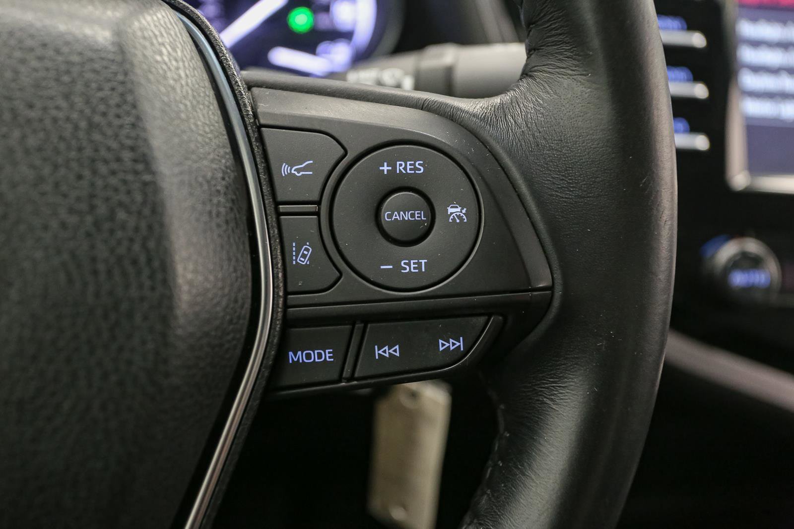 Used 2018 Toyota Camry SE image 34