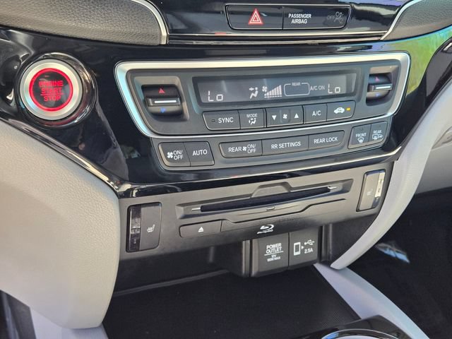 Certified 2022 Honda Pilot Touring image 35