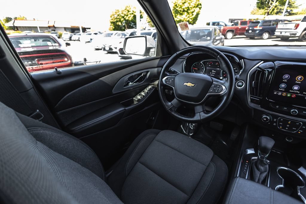 Used 2022 Chevrolet Traverse LT AWD/4WD image 21