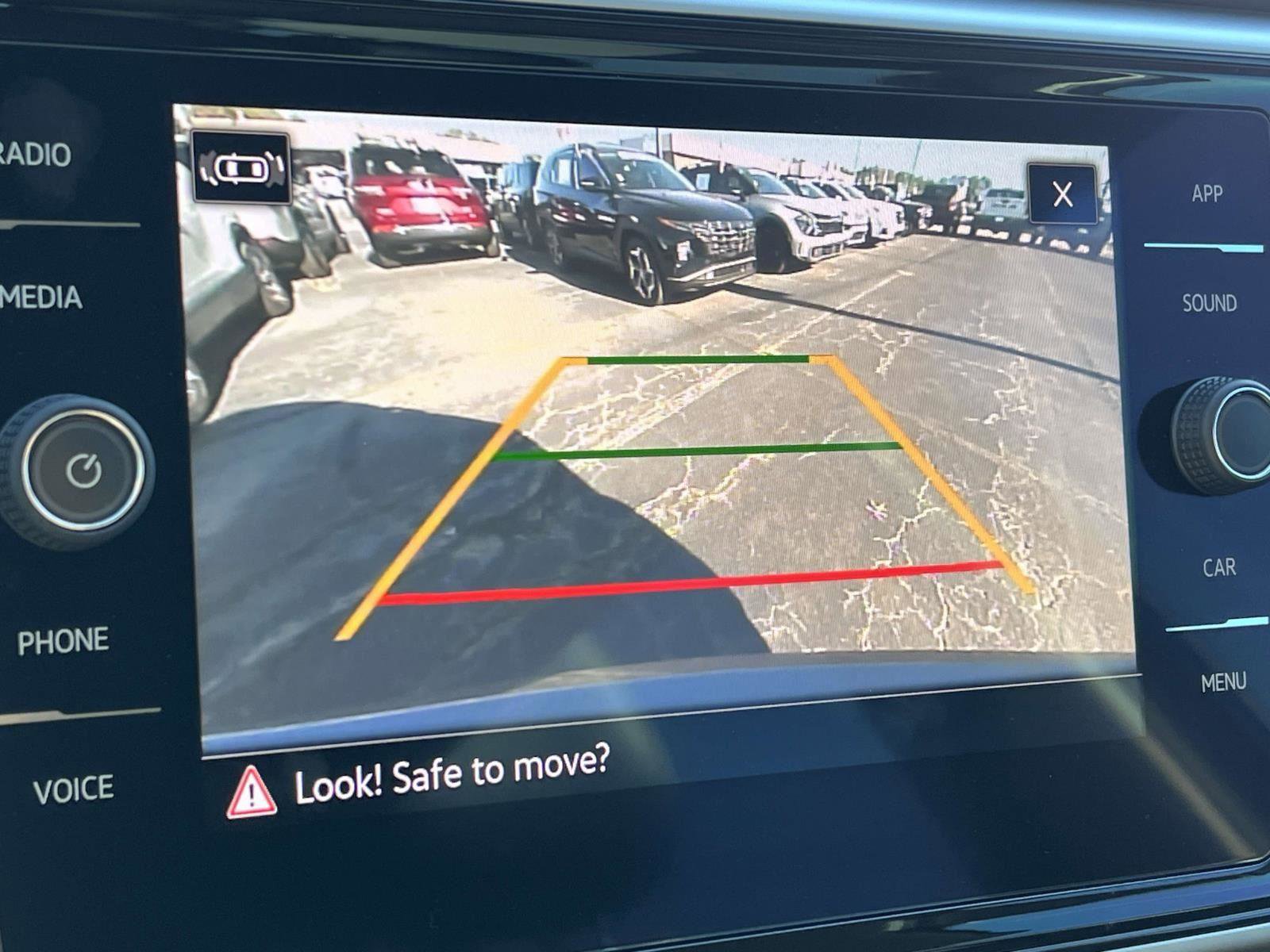 Used 2022 Volkswagen Atlas SE image 35