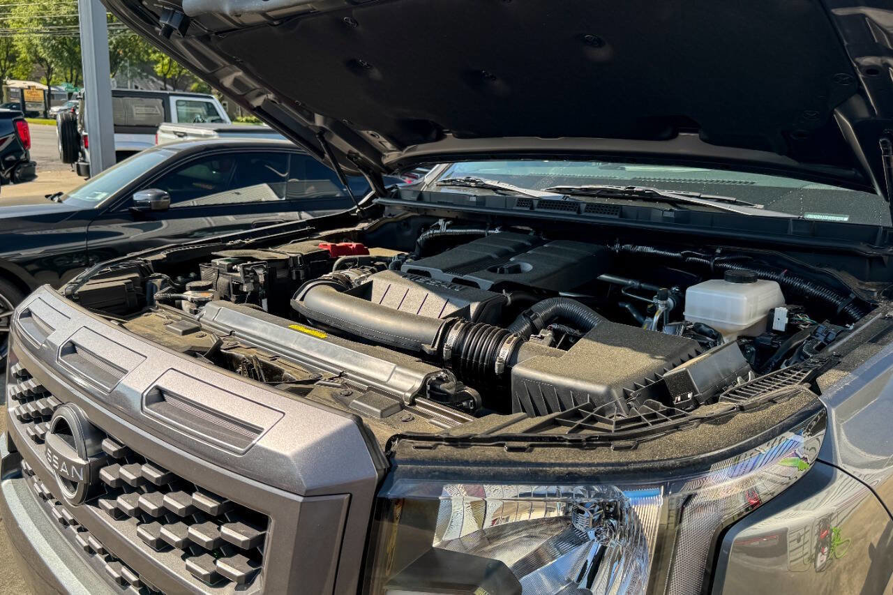 Used 2025 Nissan Frontier SV image 30