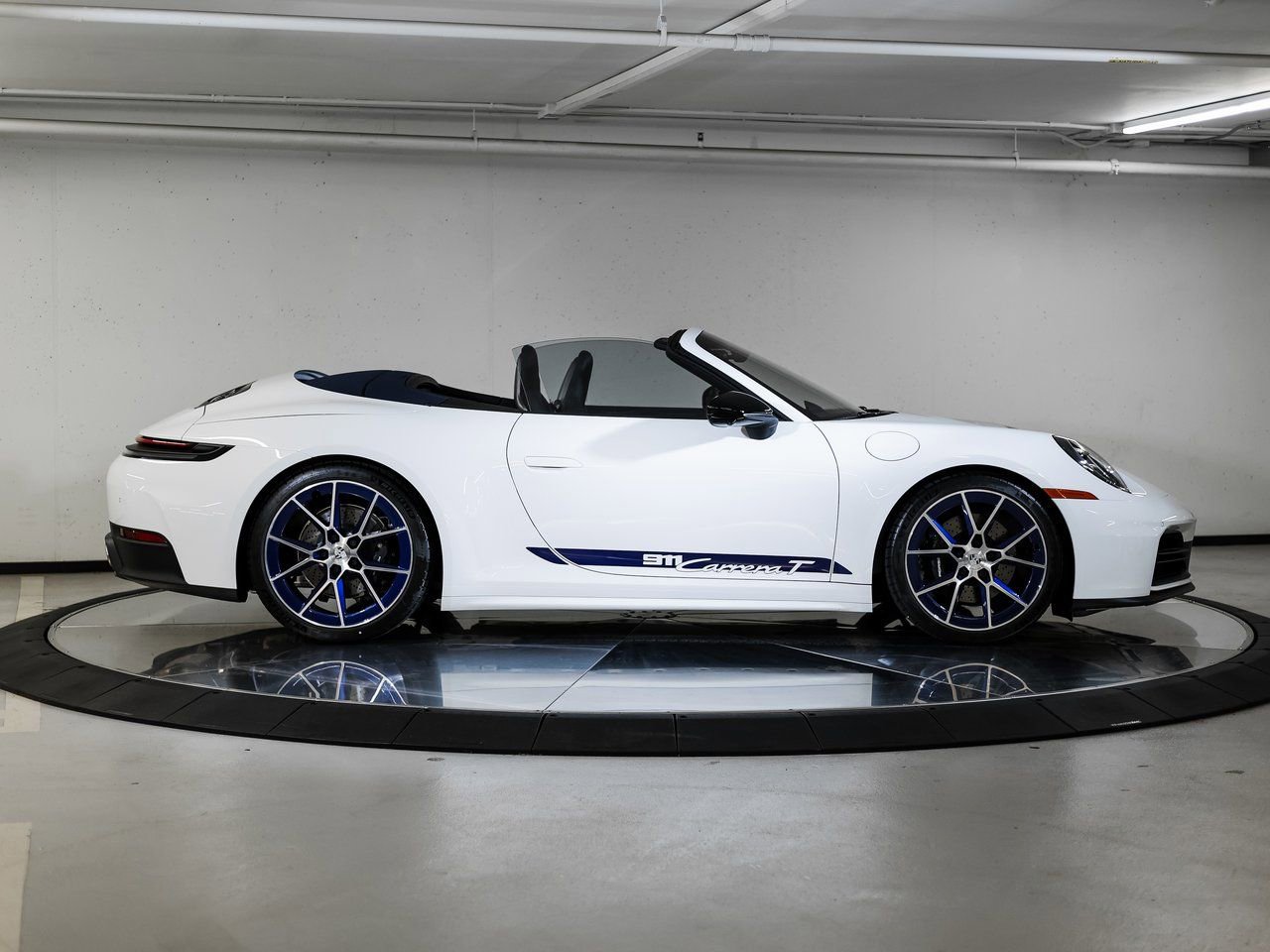 New 2026 Porsche 911 Carrera T image 8