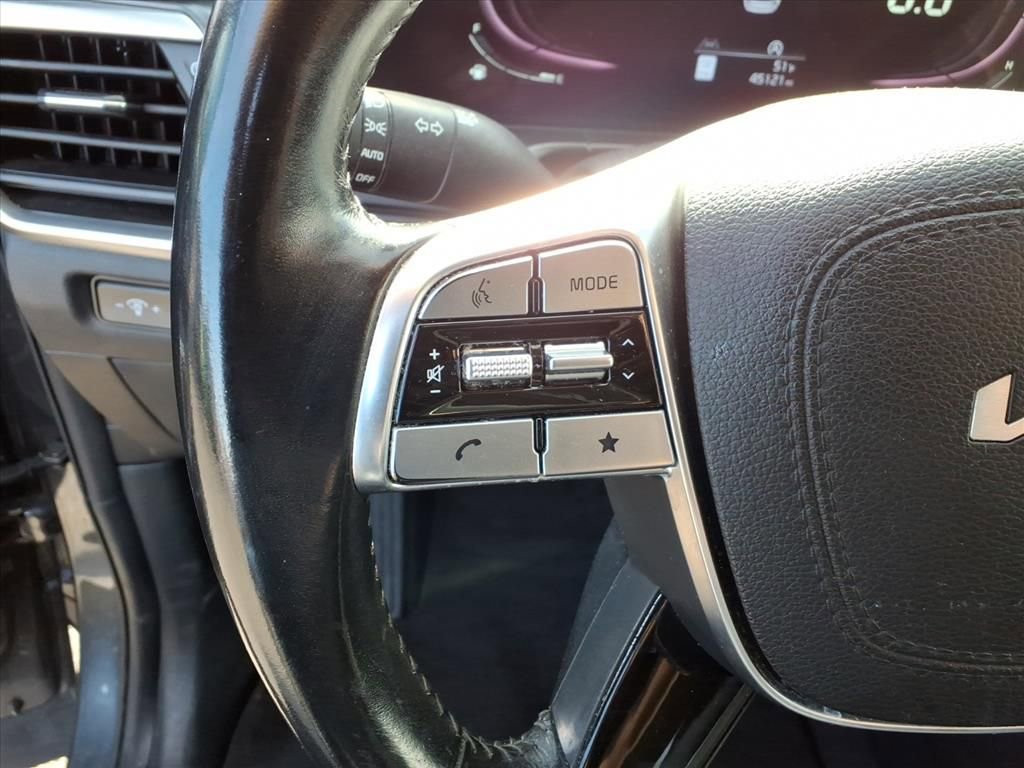 Used 2023 Kia Telluride LX image 22