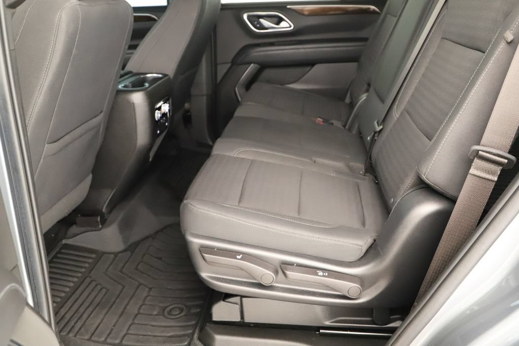 Used 2022 GMC Yukon SLE w/ Gmc Pro Safety Plus Package RWD image 29