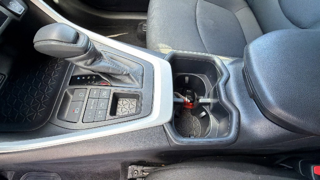 Certified 2025 Toyota RAV4 XLE AWD/4WD image 13
