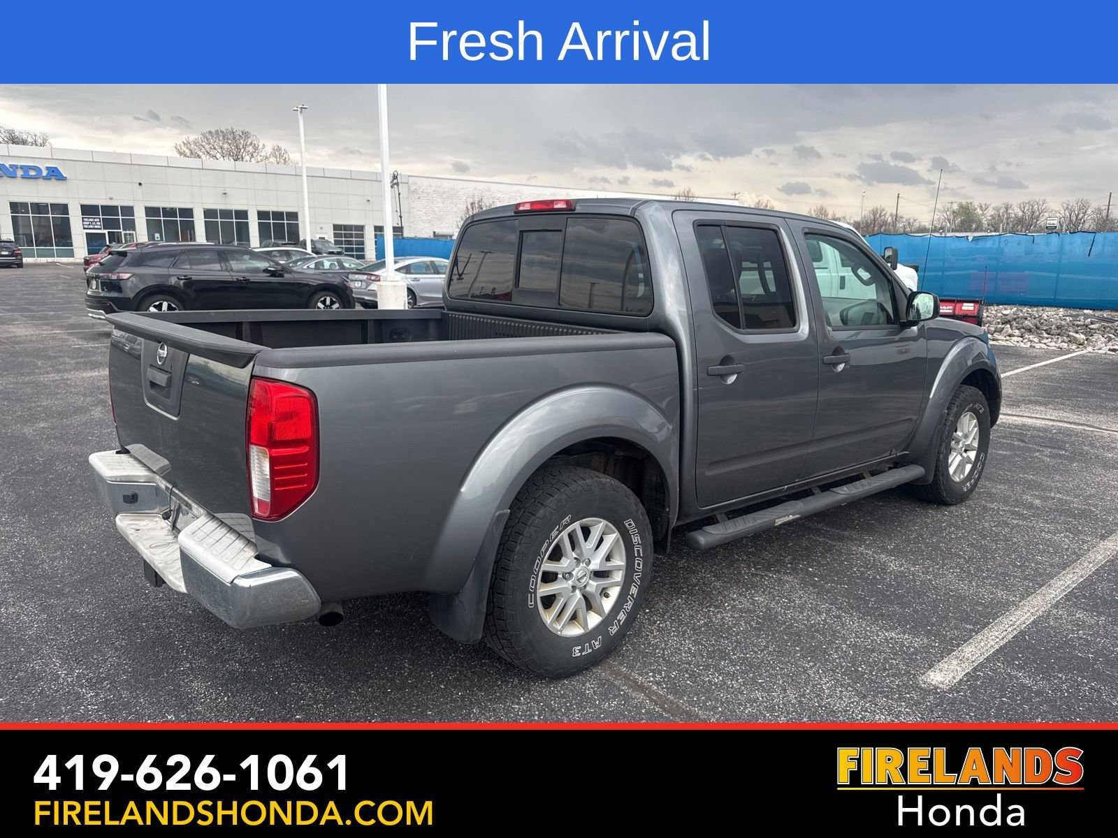 Used 2016 Nissan Frontier SV image 7