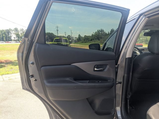 Used 2024 Nissan Murano SV FWD image 23