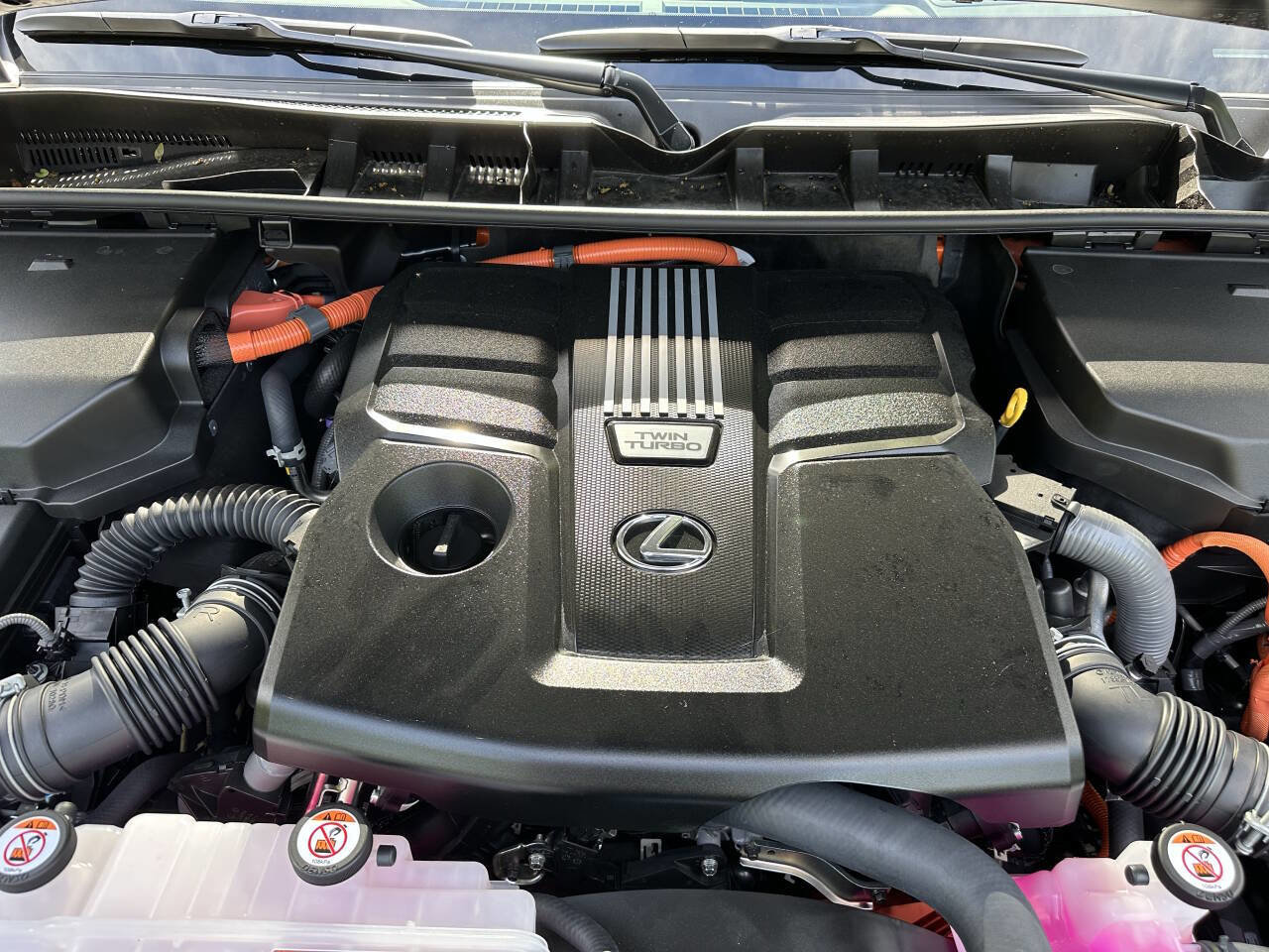 Used 2026 Lexus LX 700h Luxury AWD/4WD image 30