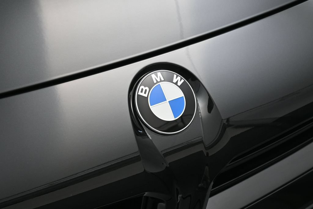 Used 2025 BMW M2 w/ Lighting Package RWD image 13