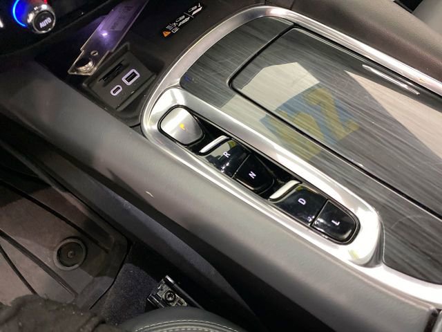 Certified 2024 Buick Enclave Essence w/ Experience Buick Package AWD/4WD image 44