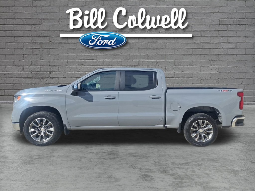 Used 2024 Chevrolet Silverado 1500 LT AWD/4WD image 24
