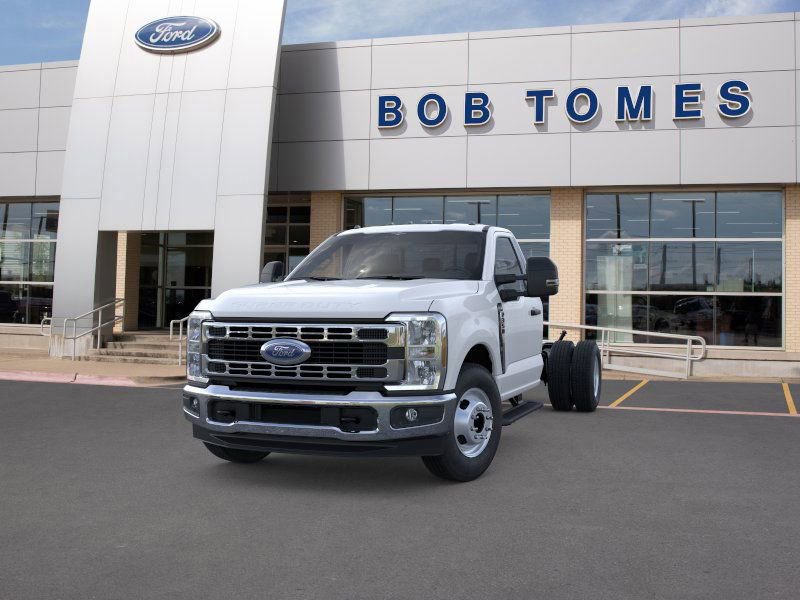 New 2026 Ford F350 XL w/ XL Chrome Package image 2