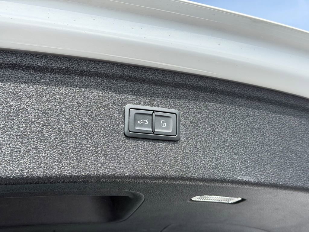 Certified 2023 Audi Q5 2.0T Premium Plus w/ Premium Plus Package image 19