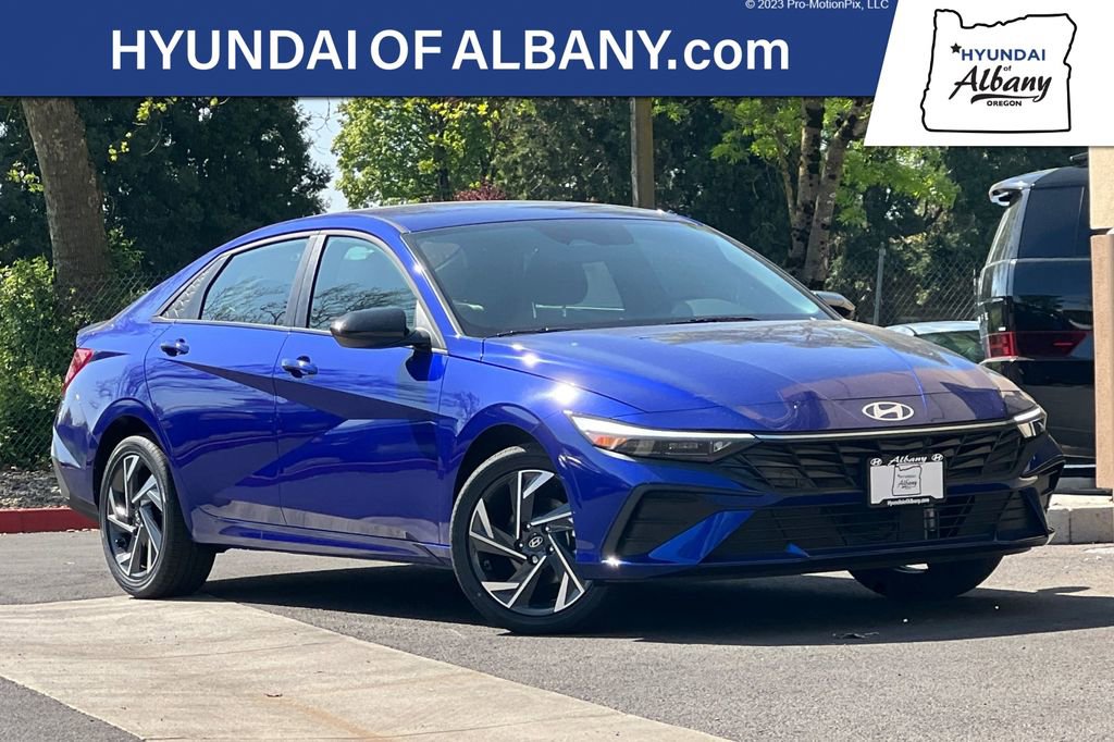 New 2025 Hyundai Elantra SEL