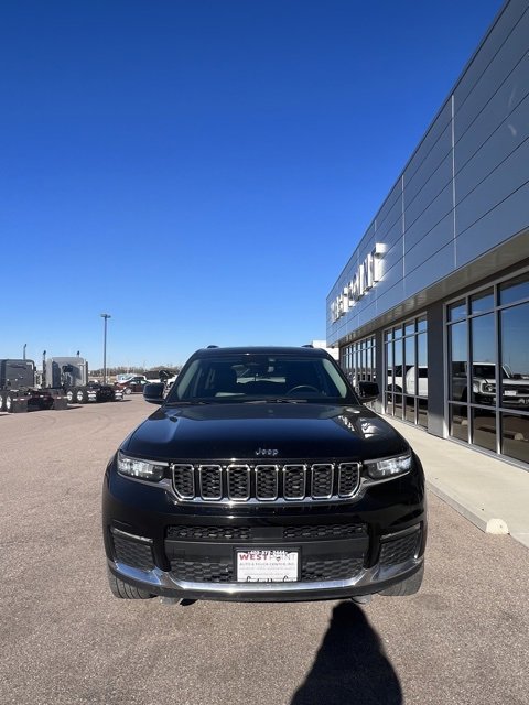 Used 2021 Jeep Grand Cherokee L Limited image 3