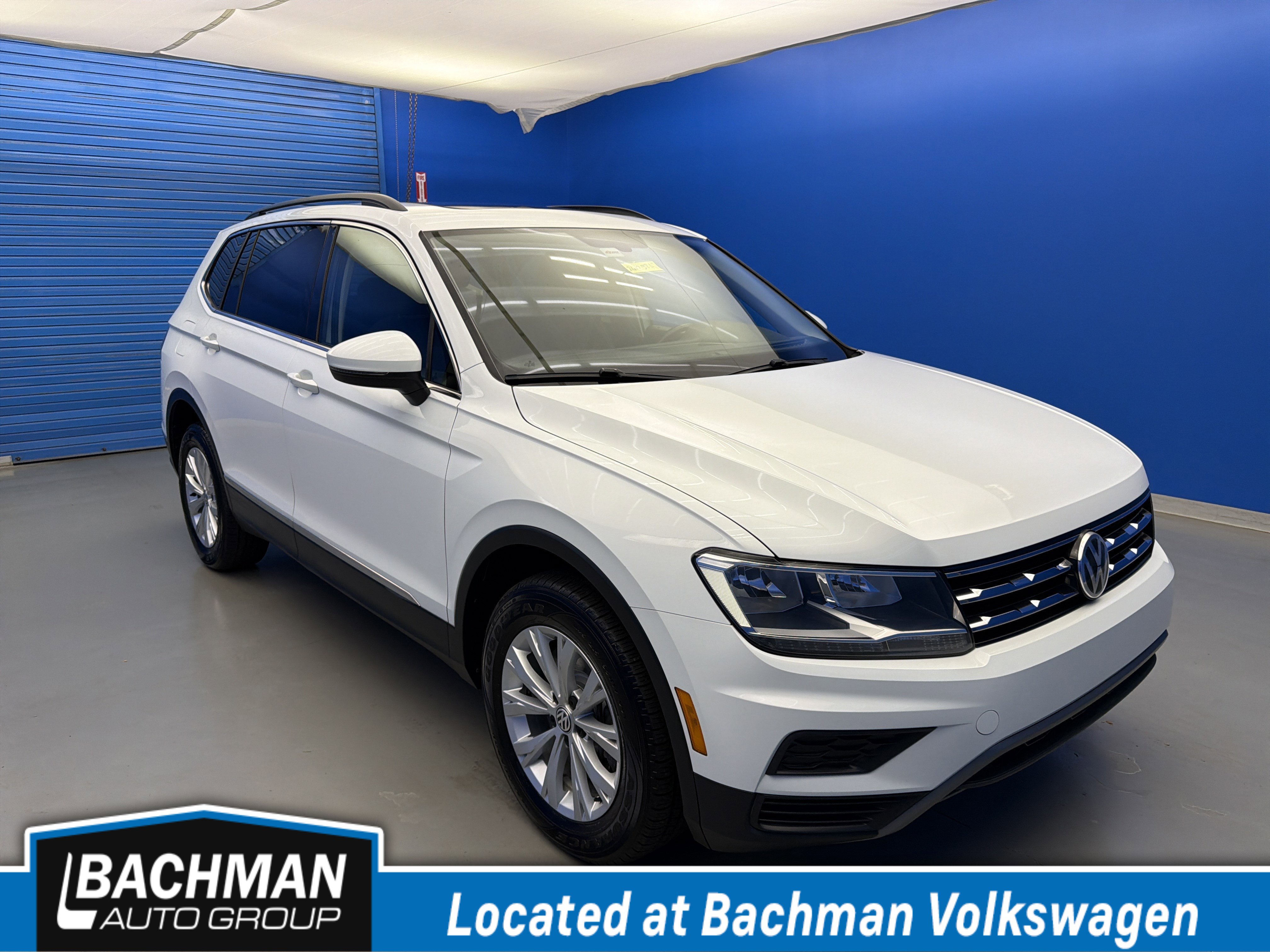 Used 2018 Volkswagen Tiguan SE w/ Panoramic Sunroof Package