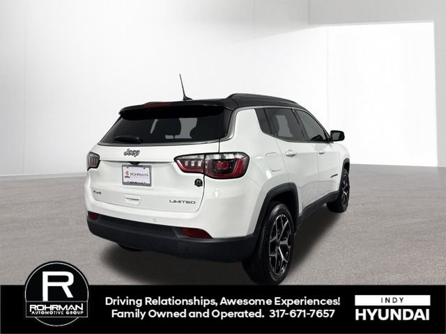 Used 2025 Jeep Compass Limited image 4