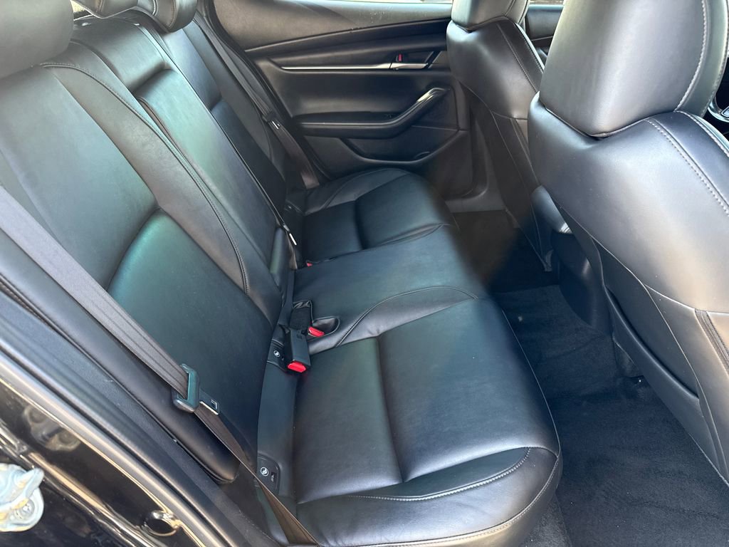 Used 2022 MAZDA MAZDA3 s image 16